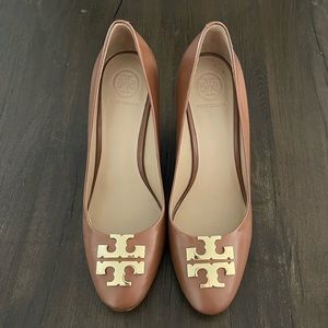Tory Burch Brown Wedge Pumps